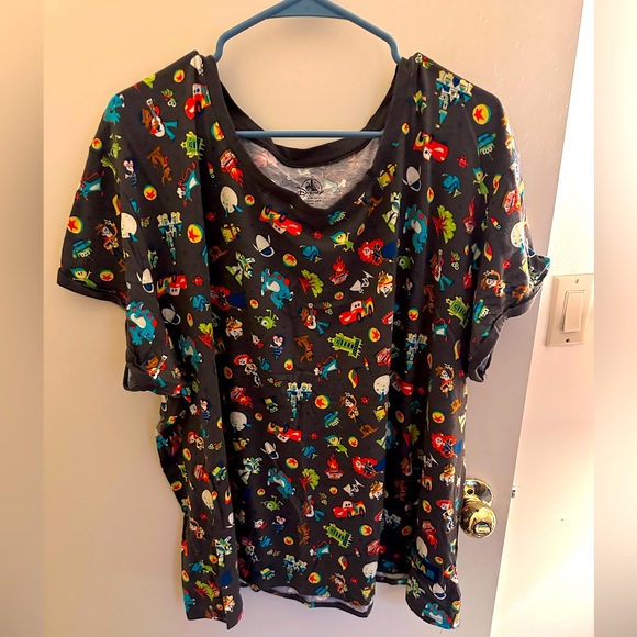 Disney Parks World of Pixar T-Shirt - Picture 1 of 2